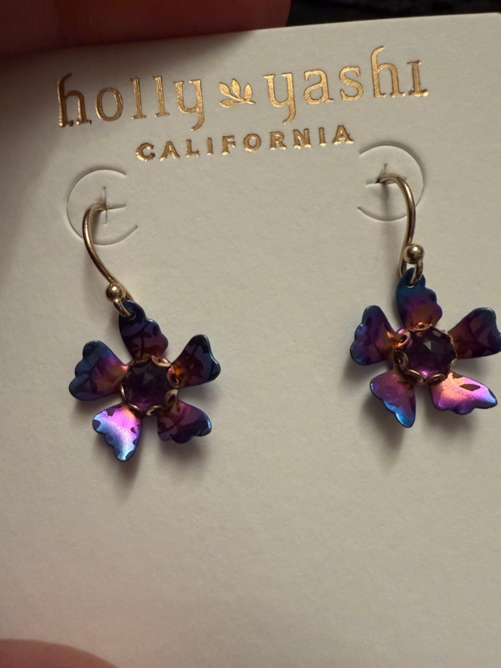 Holly Yashi: Plumeria Petite Drop - Picture 4 of 4